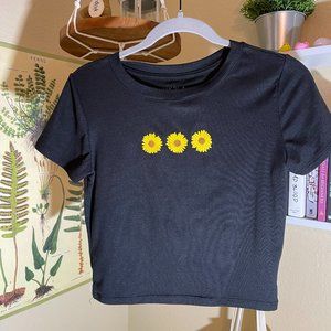 Cropped Black Sunflower Short sleeve
